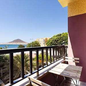 Live Medano Casanova Frente A La Playa Apartment El Medano (Tenerife)